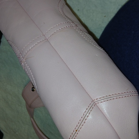 Vintage Coach Soho Bag 9544 In Bubblegum Pink EUC - Picture 10 of 10